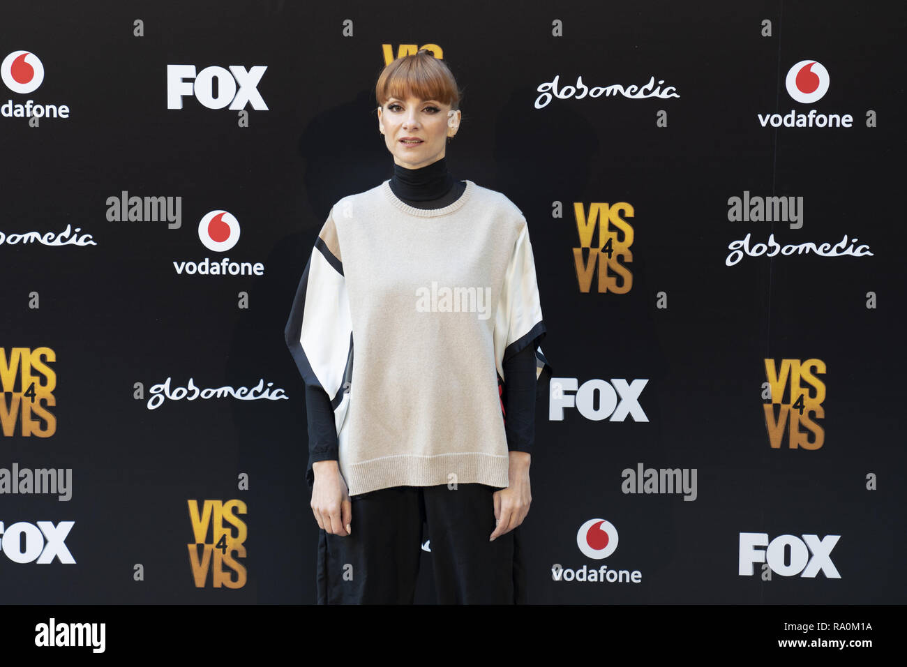 "Vis a Vis" Fotoshooting bei Santo Mauro Hotel bietet: Najwa Nimri Wo