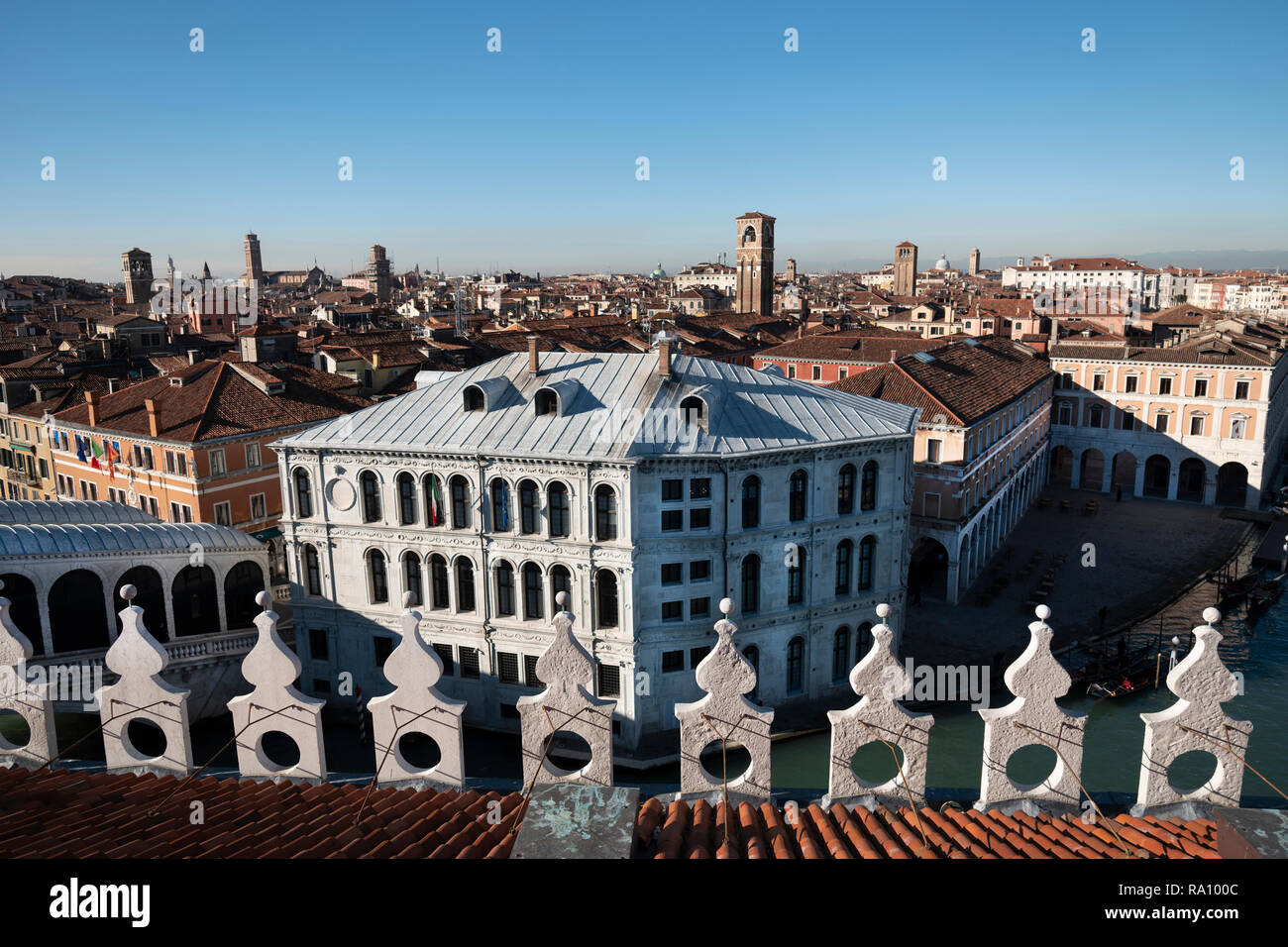 Blick von T Fondaco dei Tedaschi lifestyle Kaufhaus, Venedig, Italien. Stockfoto