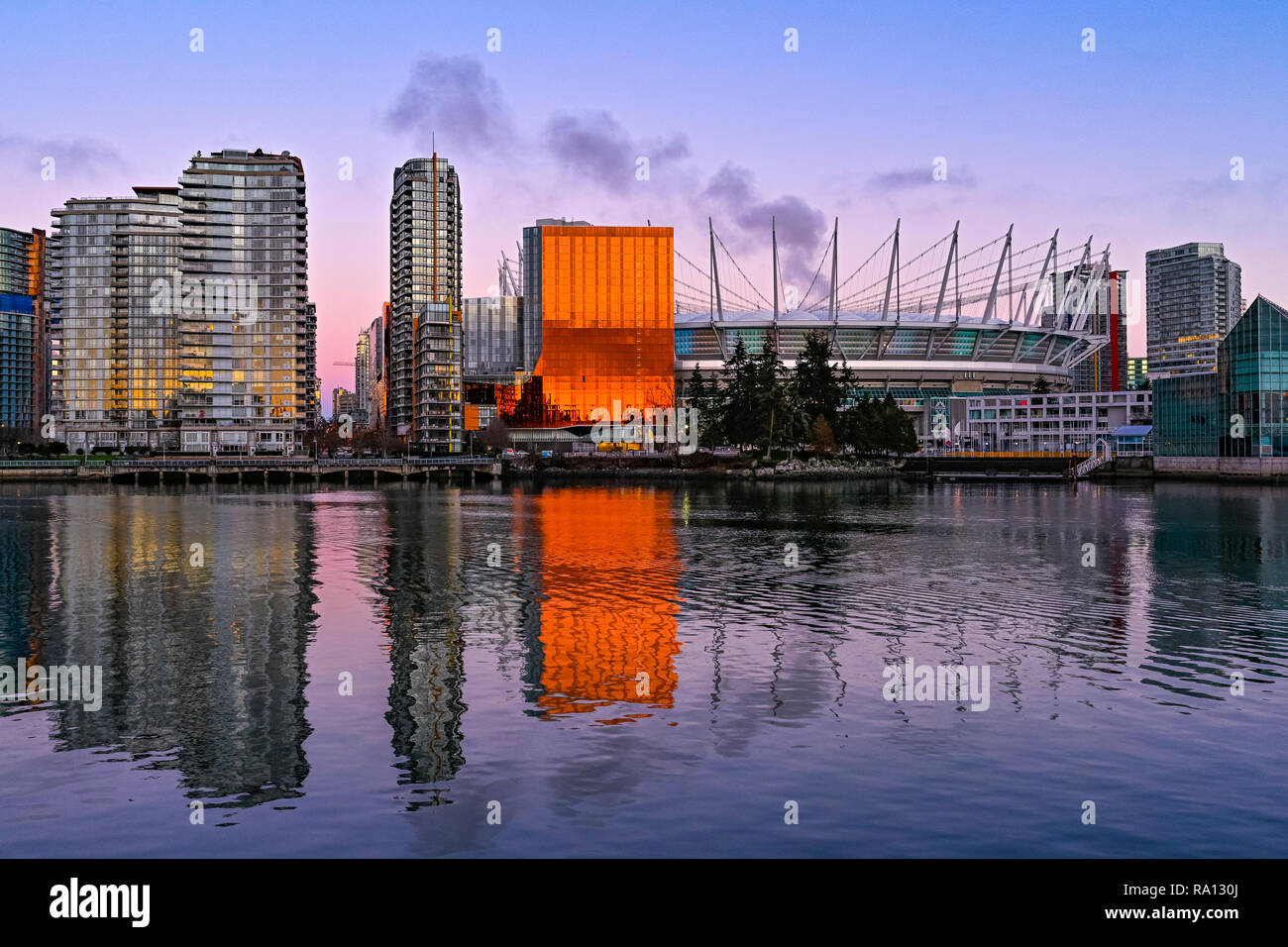 Parq Casino Komplex, BC Place Stadium, False Creek, Vancouver, British Columbia, Kanada Stockfoto