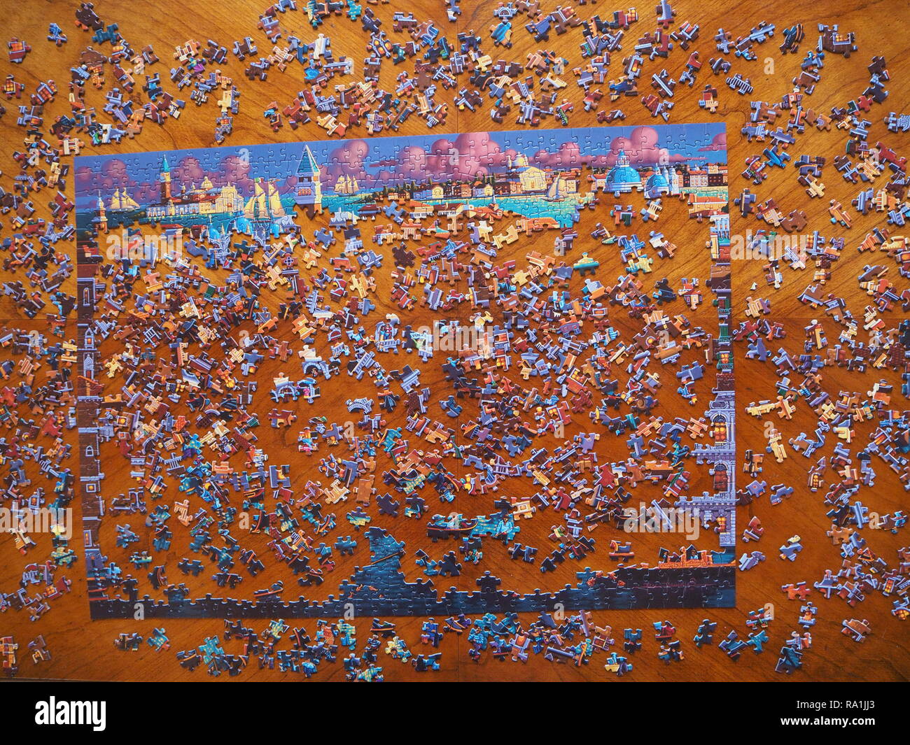 1000 teile puzzle -Fotos und -Bildmaterial in hoher Auflösung – Alamy