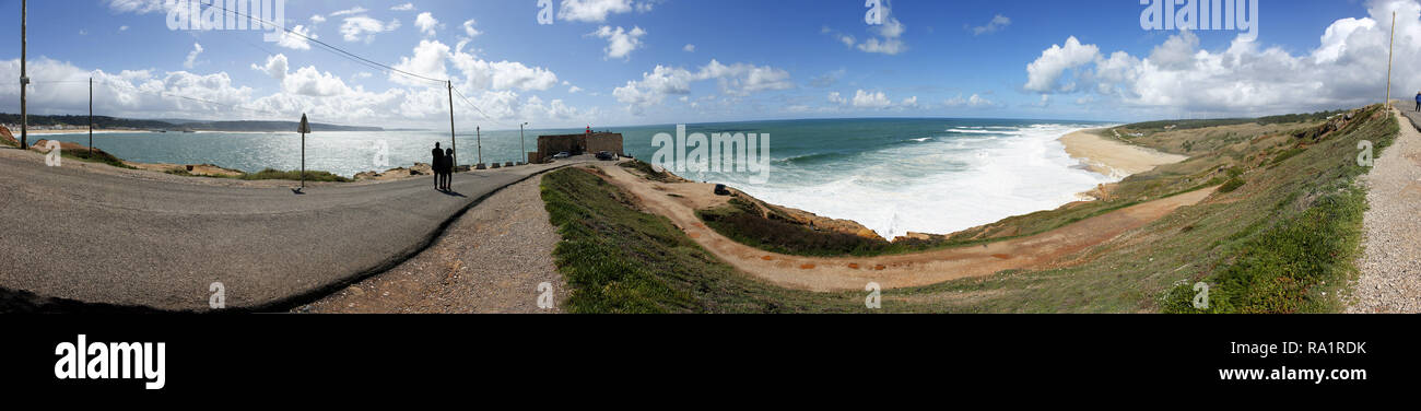 Panorama: Farol de Nazare, Nazare, Portugal. Stockfoto
