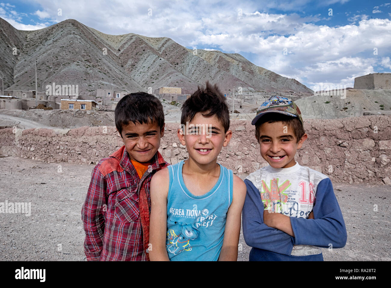 Die ländlichen Kinder in einem Dorf im Nordwesten Irans liegt, zanjan Stockfoto