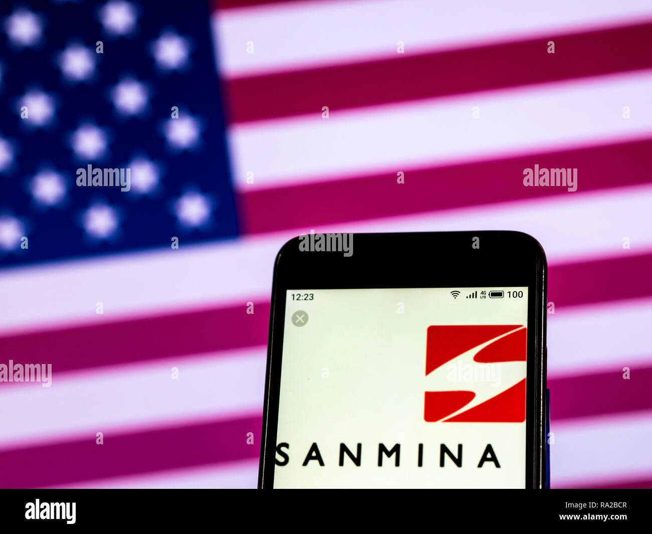 Sanmina Corporation Electronics Manufacturing Services Company Logo auf dem Smartphone angezeigt Stockfoto