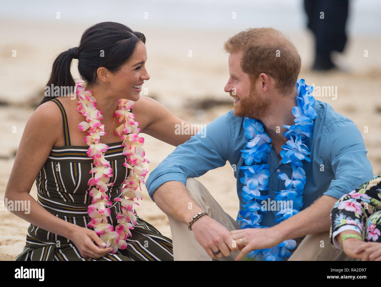 9 in Reihe 10. Foto vom 19/10/2018 von Prinz Harry und Meghan Markle bei einem Besuch in South Bondi Beach in Sydney, am vierten Tag des königlichen Paar Besuch in Australien. Stockfoto 9 in Reihe 10. Foto vom 19/10/2018 von Prinz Harry und Meghan Markle bei einem Besuch in South Bondi Beach in Sydney, am vierten Tag des königlichen Paar Besuch in Australien. Stockfoto