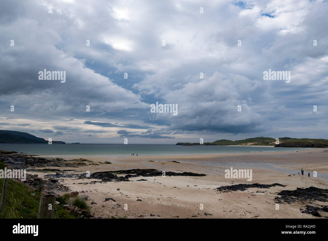 Ein breites menschenleeren Sandstrand am Kyle von Durness am nördlichsten Punkt der schottischen Küste in den schottischen Highlands Stockfoto