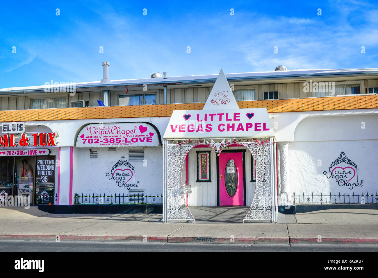 Die kleine Kapelle, bietet Las Vegas Hochzeiten, Erneuerungen und eine Option für Elvis Zeremonien, Es ist kitschig und doch beliebt für einen quickie Hochzeit, auf dem Las Vega Stockfoto