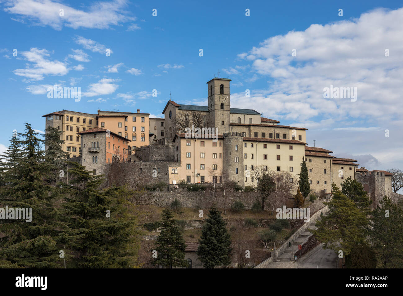 Das Heiligtum von castelmonte (Santuario della Beata Vergine di Castelmonte) in der Nähe von Cividale del Friuli, Friaul Julisch Venetien, Italien Stockfoto