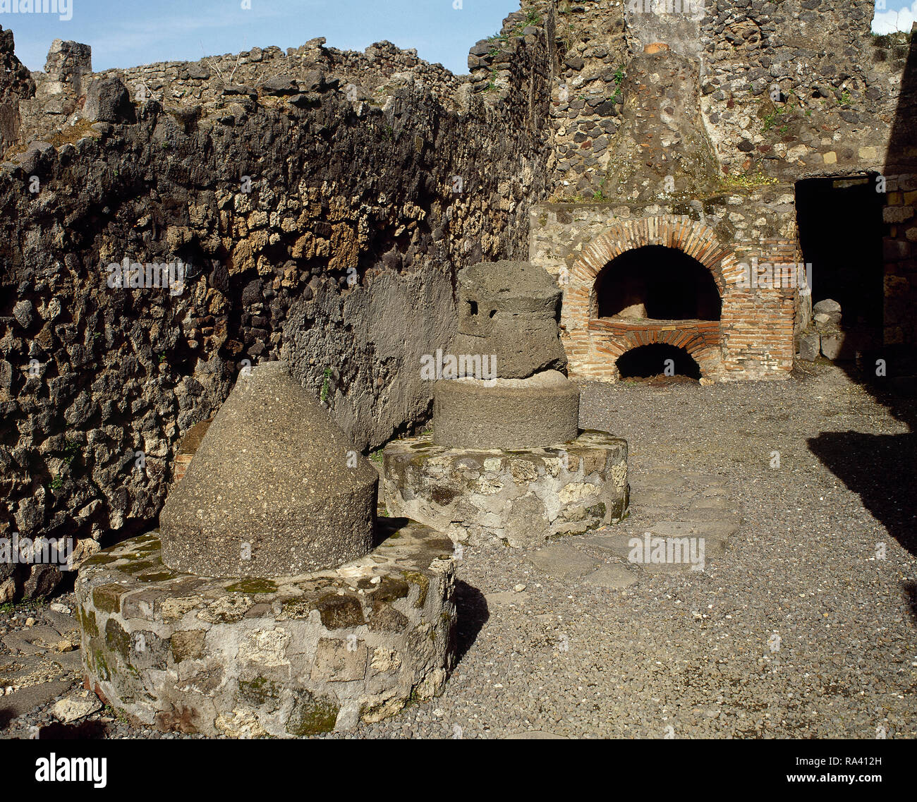 Pompei ofen -Fotos und -Bildmaterial in hoher Auflösung – Alamy