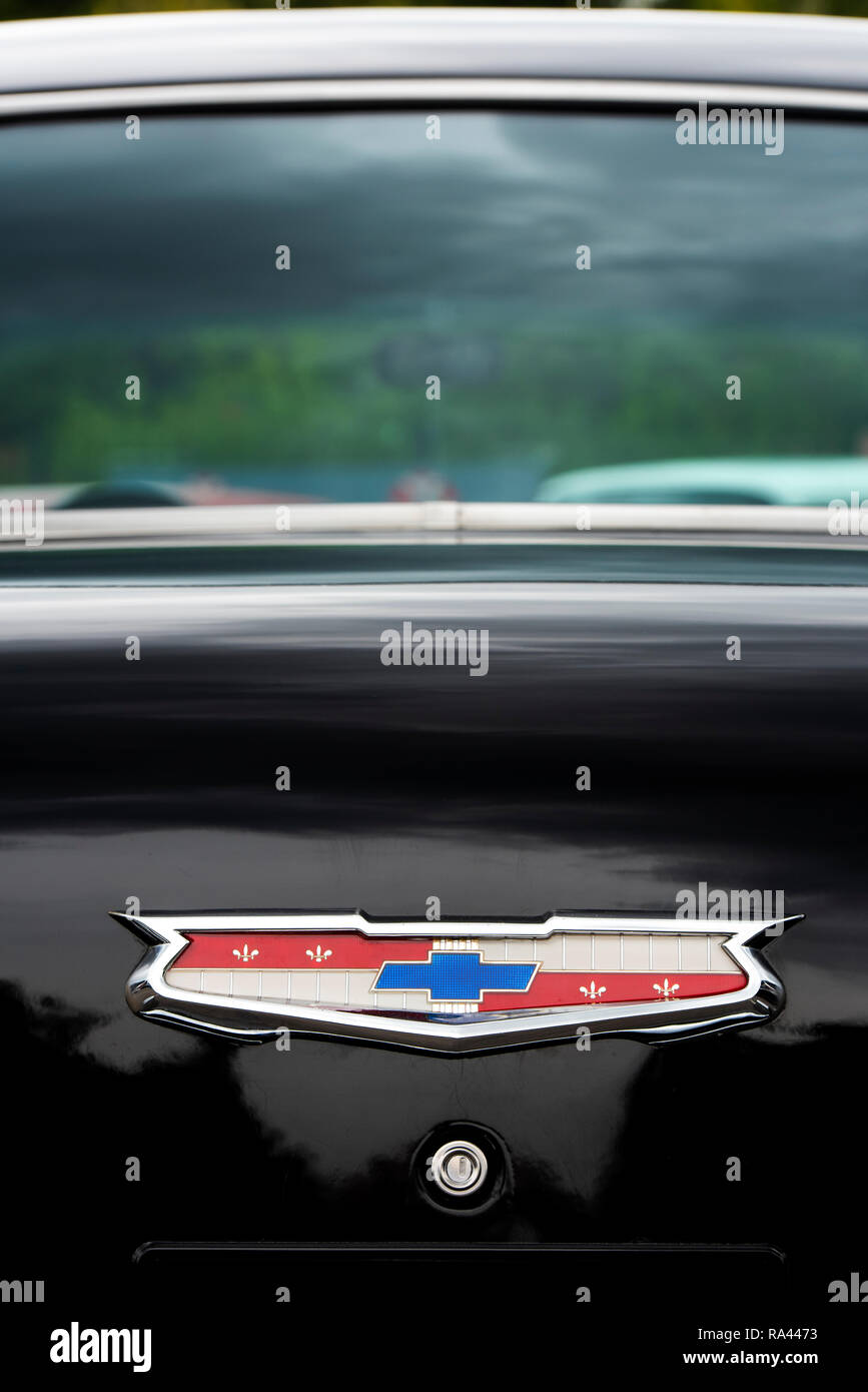 1957 Chevrolet Bel Air. Chevy. Stamm und Abzeichen. Classic American Auto Stockfoto