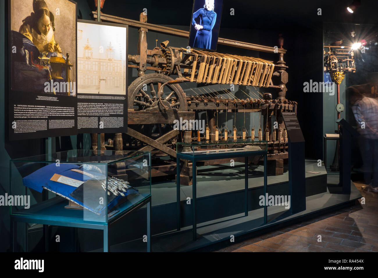 Alte Garn mill/Holz- Garne zwirnen Maschine von 1789 an MIAT/Industriemuseum, industrielle Archäologie Museum, Gent, Belgien Stockfoto