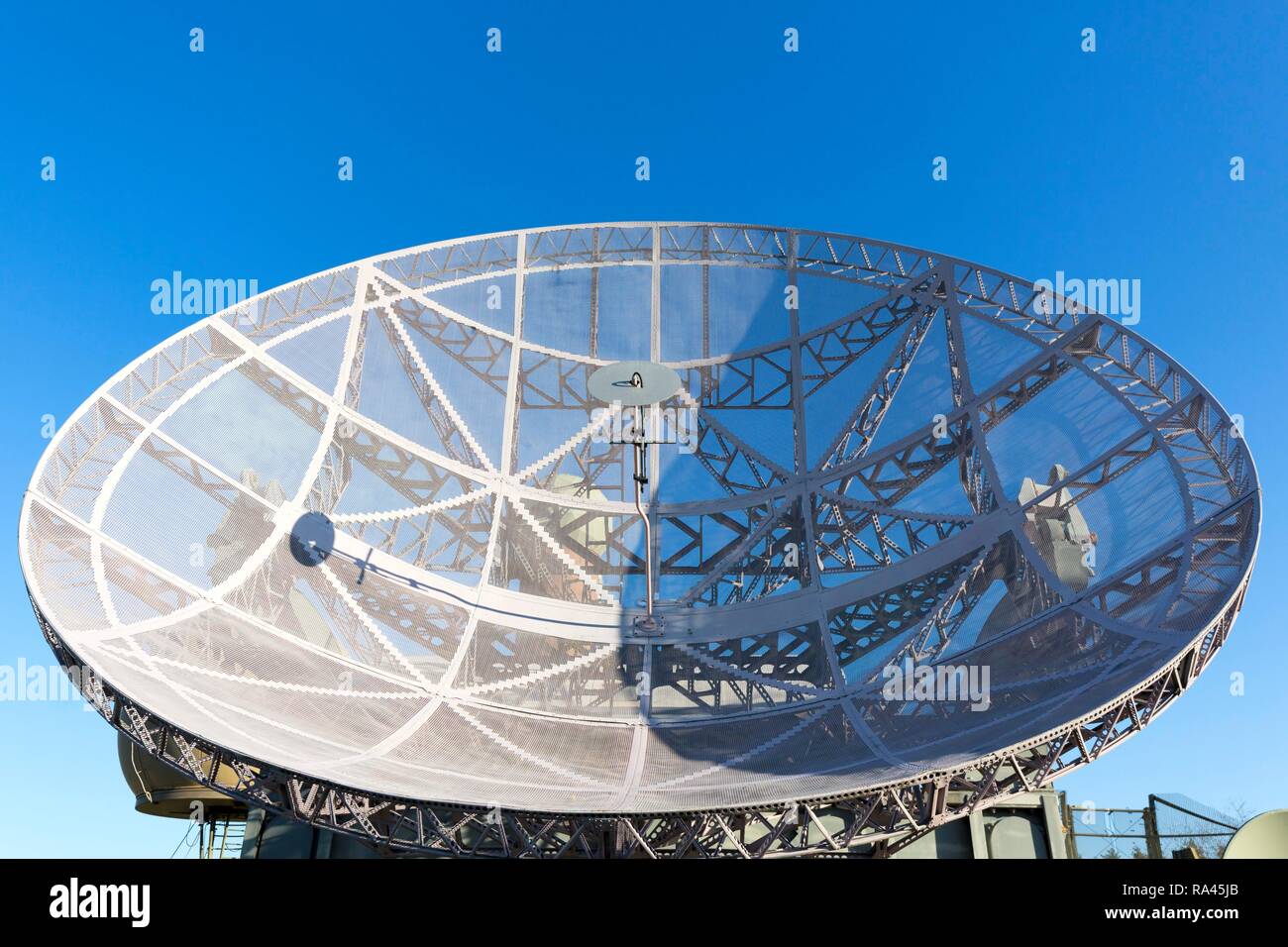 Radar Telefunken FuMG 65 Würzburg Riese aus dem Zweiten Weltkrieg, gatower Flughafen, Berlin, Deutschland Stockfoto