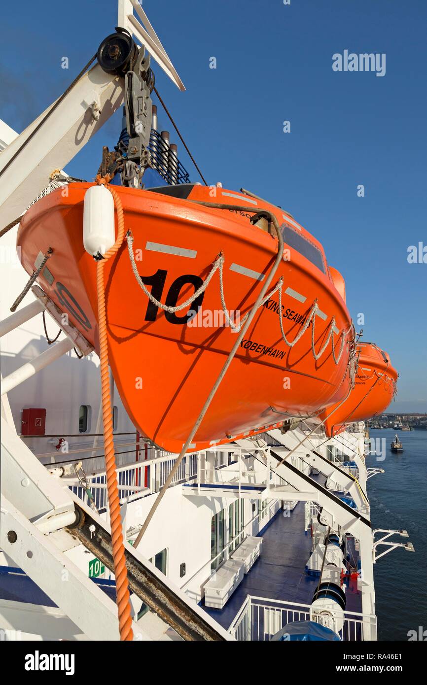 Rettungsboote, DFDS Seaways Fähre König, Hafen, Ijmuiden, Niederlande Stockfoto