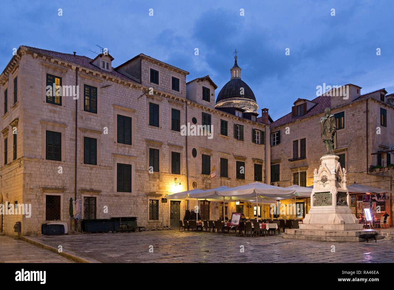 Ivan Gundulic Statue, Gundulic Square, Altstadt, Dubrovnik, Kroatien Stockfoto