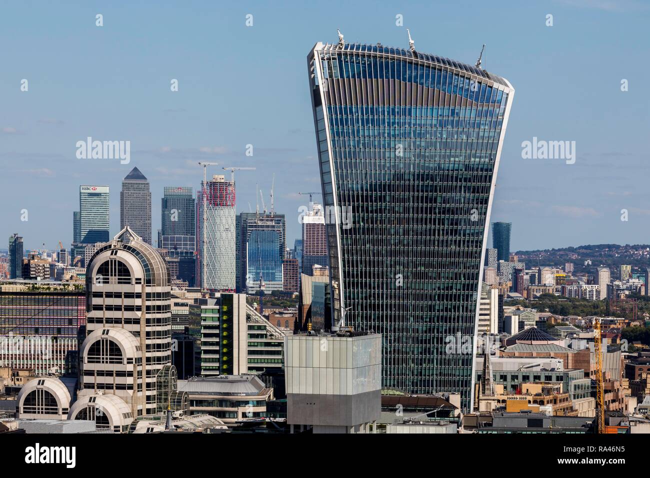 Office Tower 20 Fenchurch Street, der auch als Walkie-Talkie-oder den Pint, London, Großbritannien Stockfoto
