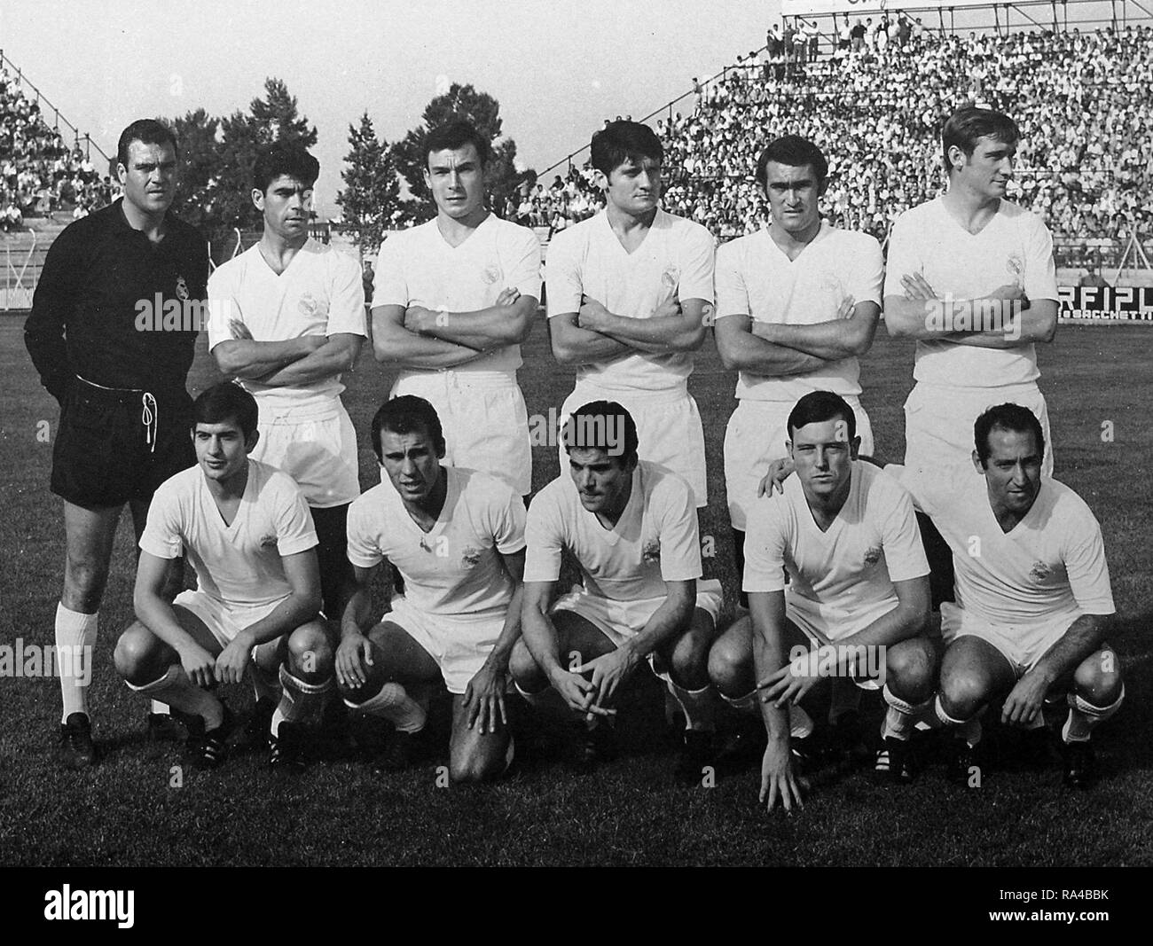 Taranto (Italien), Salinella Stadion, 8. September 1968. Das Line-up von Real Madrid C.F. nahm, um das Feld in der siegreichen Freundschaftsspiel gegen A.S. Taranto (4-0). Stockfoto