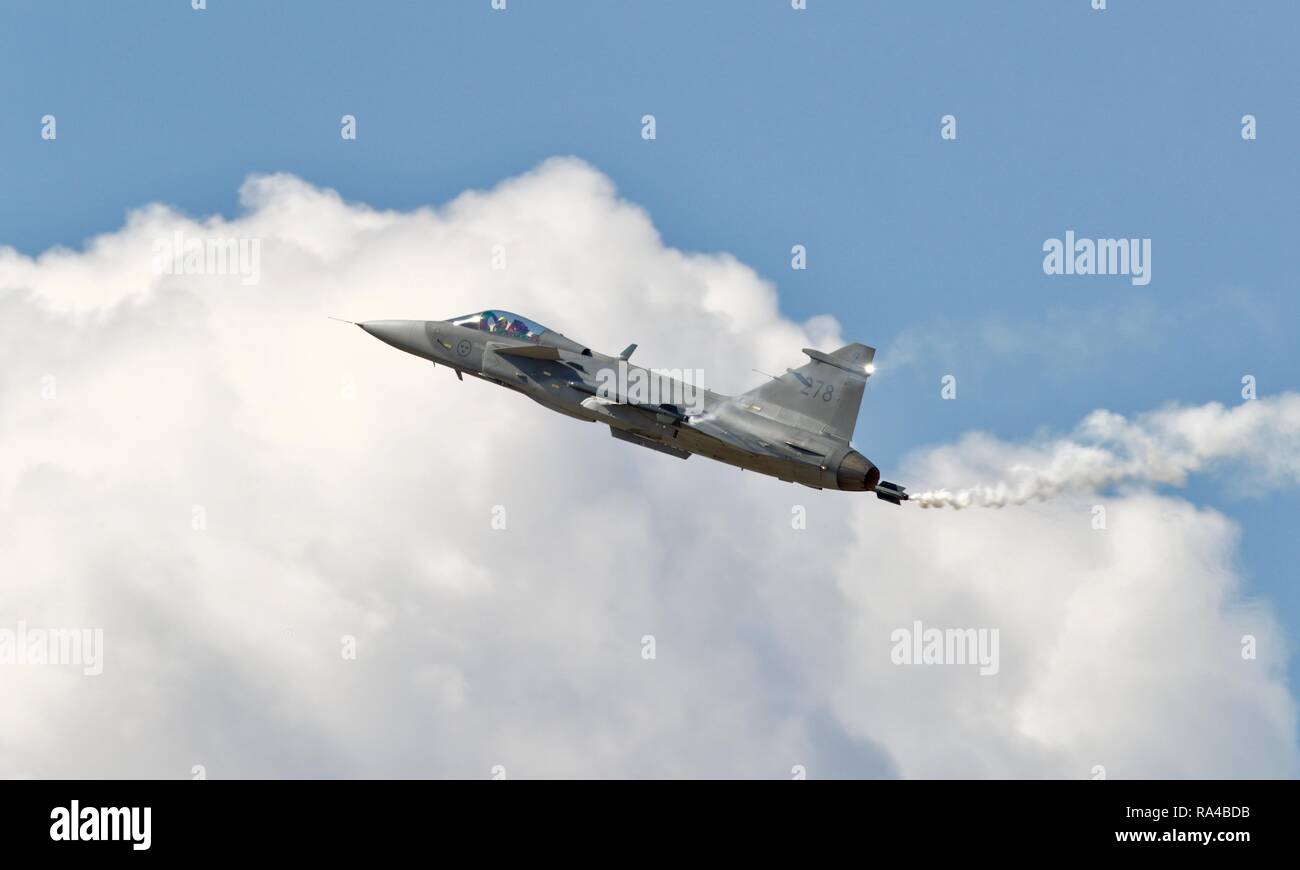 Schwedische Luftwaffe Saab JAS 39 Gripen durchführen an den 2018 Royal International Air Tattoo Stockfoto