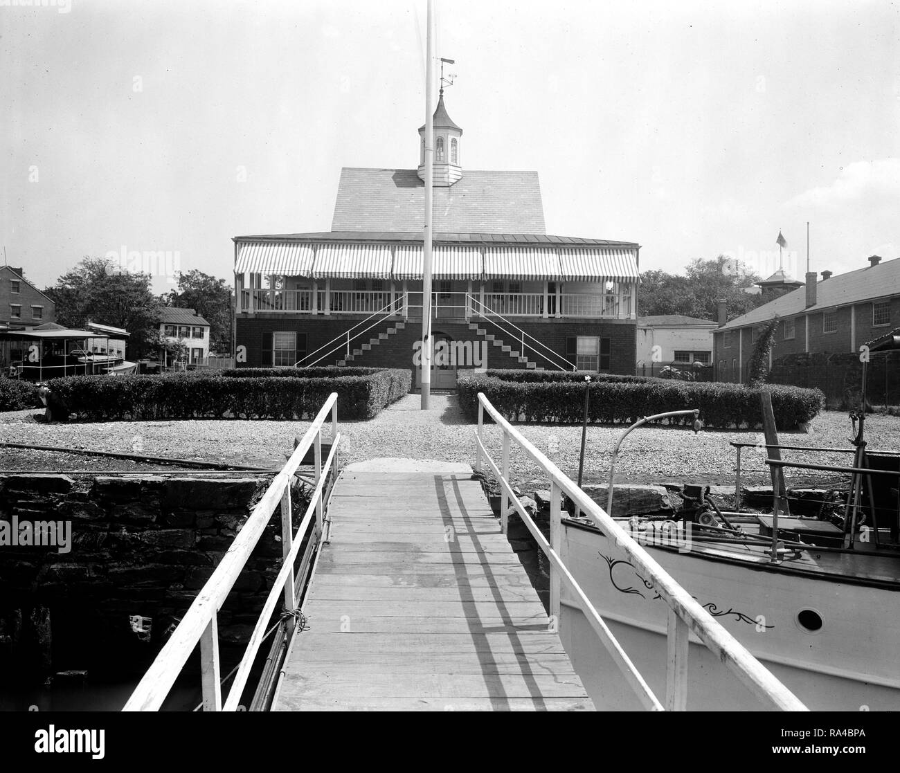 Capitol Yacht Club Ca. 1900s Stockfoto