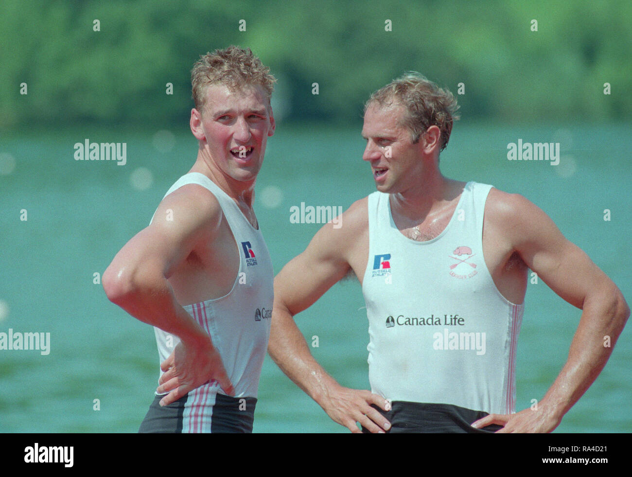 Luzern, Schweiz. 1995 FISA WC III, See Rotsee, Luzern, Links. GBR M2-, Matthew Pinsent und Steve Redgrave, Auszeichnungen Dock. [Pflichtfeld Kredit. Peter SPURRIER/Intersport Bilder ] Bild gescannt von Farbe negativ Stockfoto