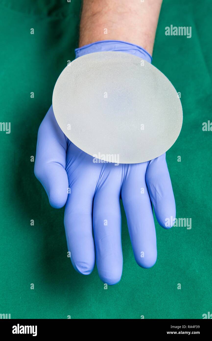 Silikon Brust Implantat, für die Erweiterung der eine weibliche Brust, Deutschland Stockfoto
