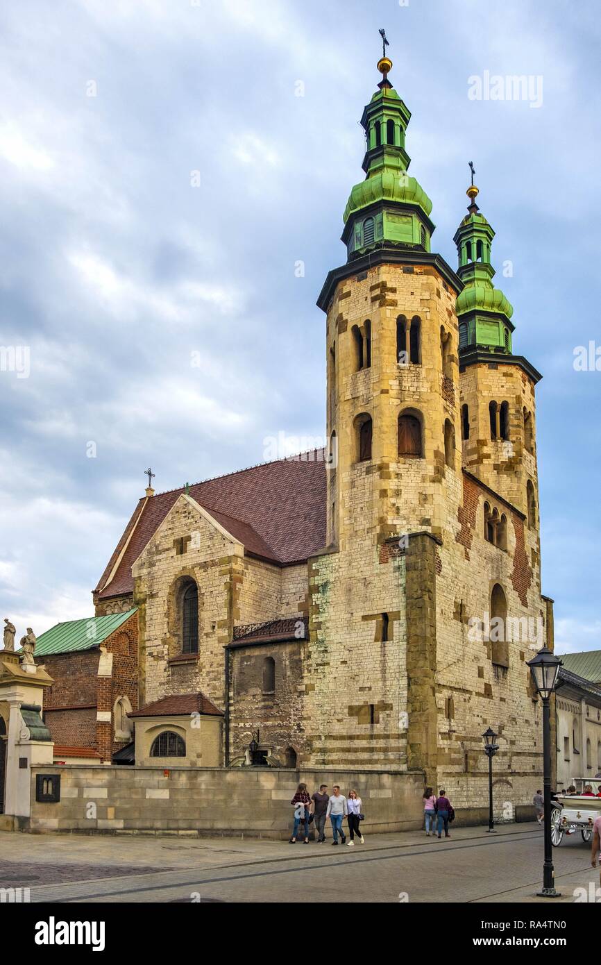 Krakau, Polen/Polen - 2018/09/08: Krakau Altstadt, Fassade der St. Andreas Kirche in der Grodzka Straße Stockfoto