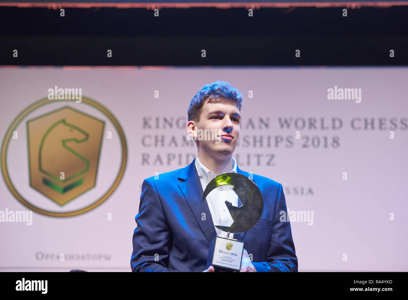 St. Petersburg, Russland - 30. Dezember 2018: Welt Blitz Chess Vize Meister Jan-Krzysztof Duda, Polen während der Preisverleihung des Königs Salman Welt Blit Stockfoto