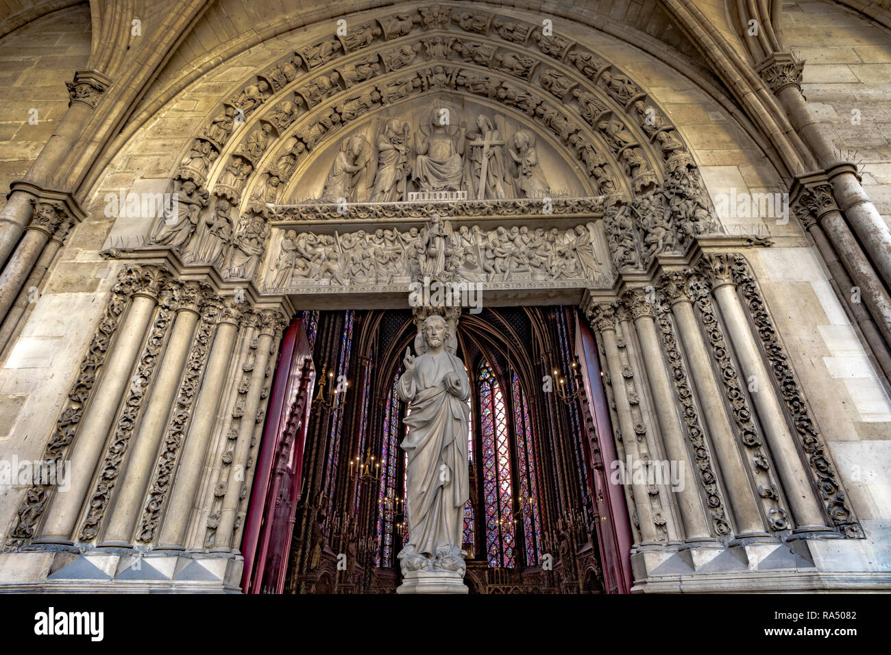 Sainte-Chapelle ist eine königliche Kapelle im gotischen Stil, in den mittelalterlichen Palais de la Cité, Paris, ein Juwel der Gotik Rayonnant Stockfoto
