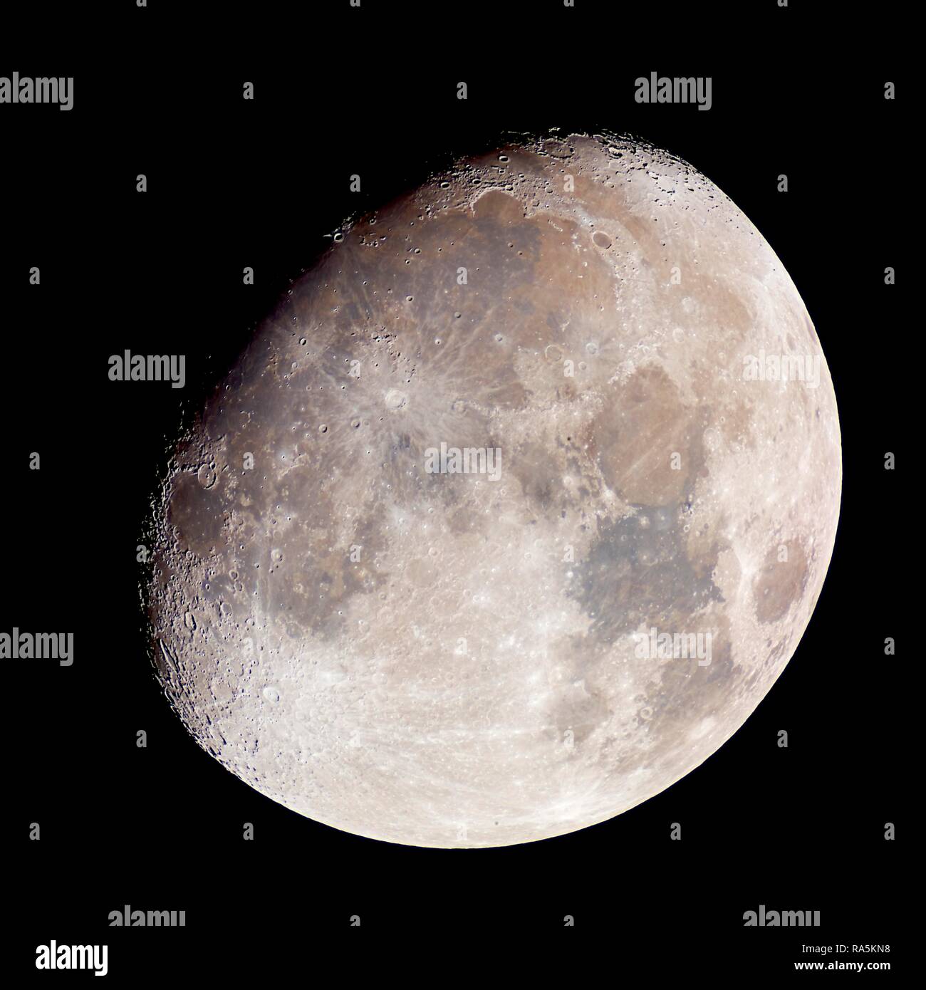 Zunehmender Mond bei Nacht, 4 Tage vor Vollmond, Deutschland Stockfoto