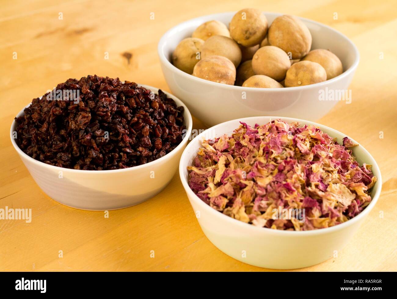 Berberitzen, Limetten und Rosenblättern, Oriental Food Ingredients, Vereinigtes Königreich Stockfoto