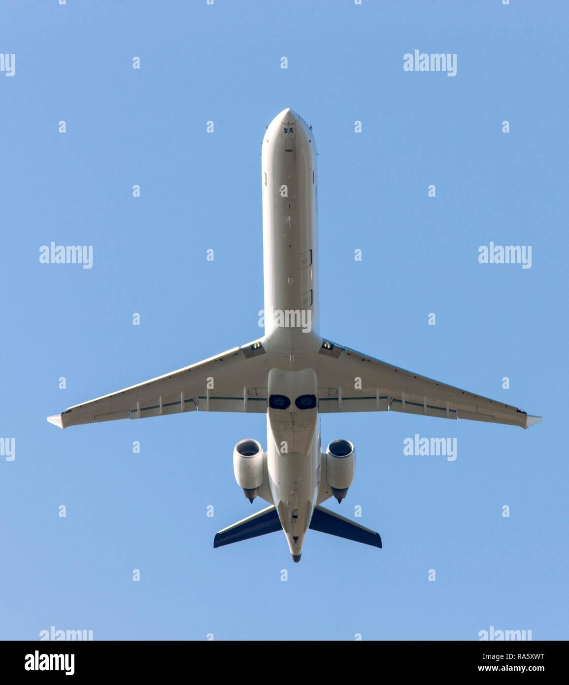 Eurowings, Canaria Regional Jet CRJ-900er, nachdem es vom Flughafen Düsseldorf, Nordrhein-Westfalen Stockfoto