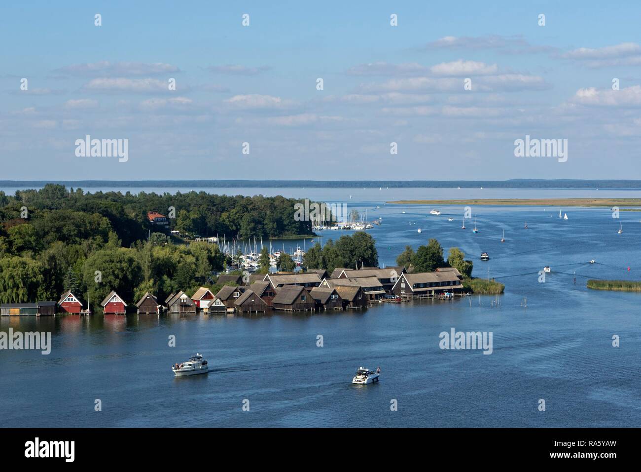 Blick auf die Müritz Ufer wie vom Turm der Marienkirche, roebel gesehen, Mecklenburgische Seenplatte Stockfoto