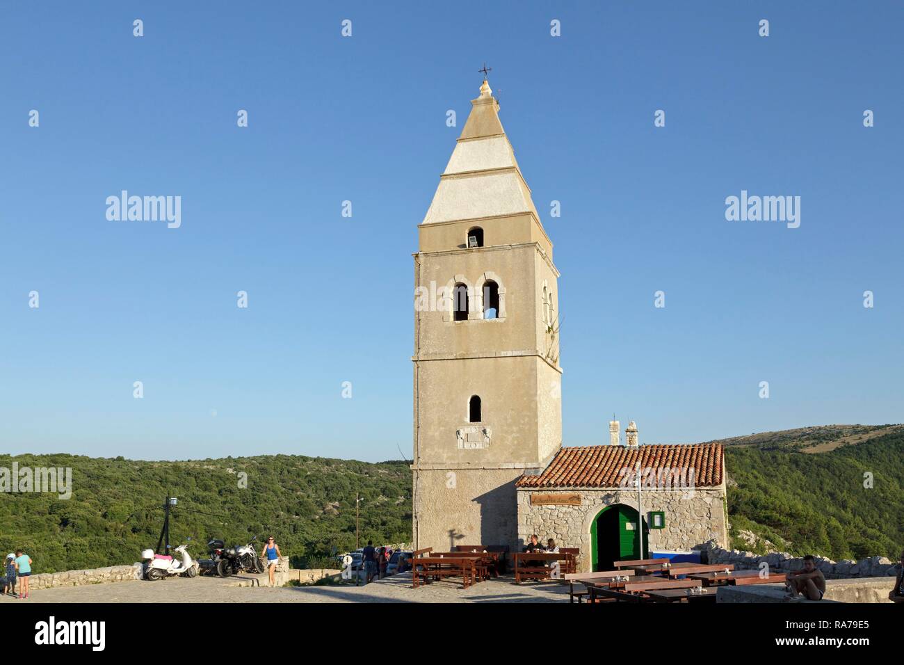 Restaurant, Nest ehemaligen Piraten', Lubenice, Insel Cres, Kvarner Bucht, Kroatien Stockfoto