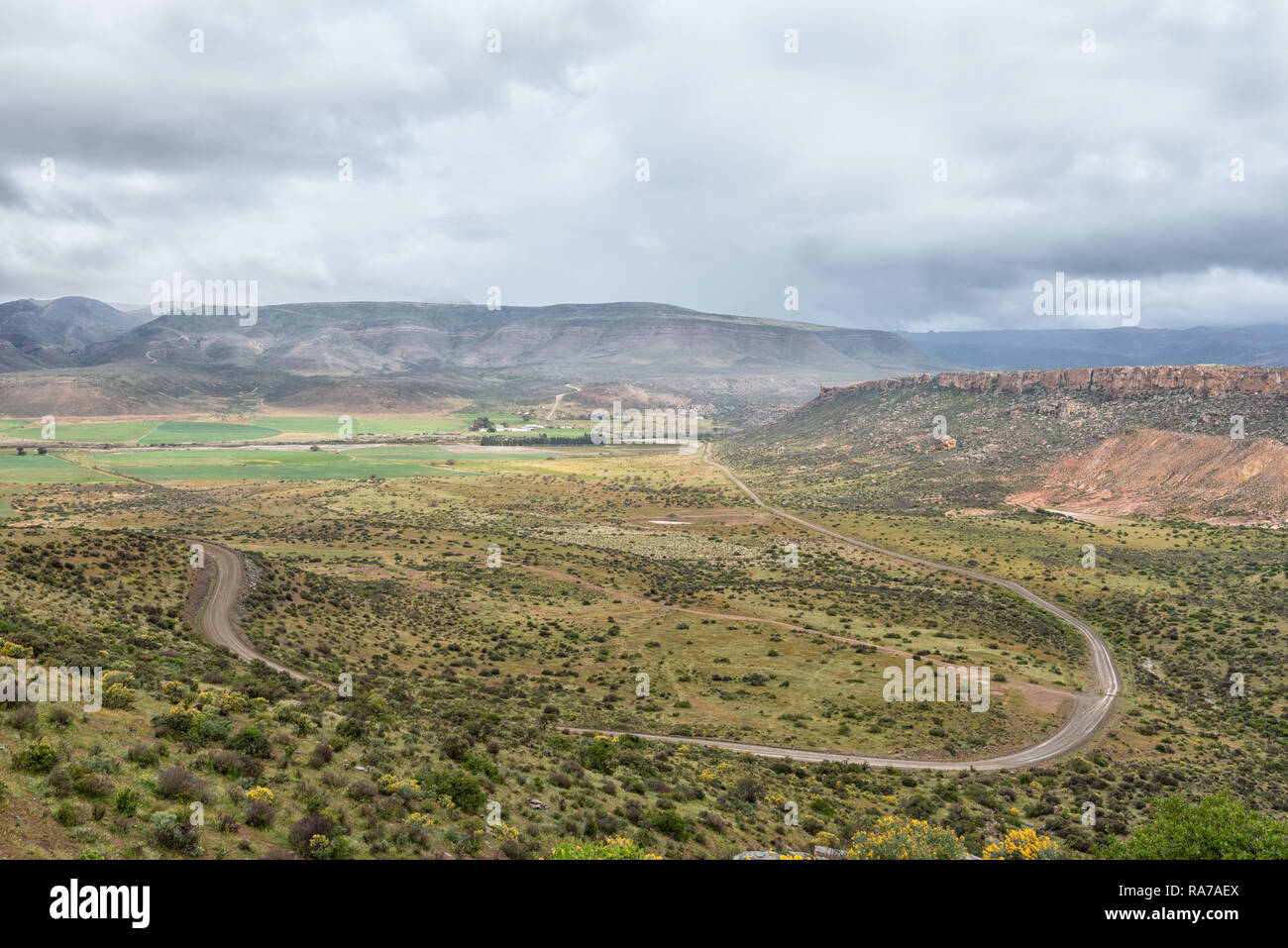 Ansicht des Biedouw Valley von Hoek Se Berg Pass auf der Straße zwischen Wupperthal Cederberge Clanwilliam und in den Bergen der Western Cap gesehen Stockfoto