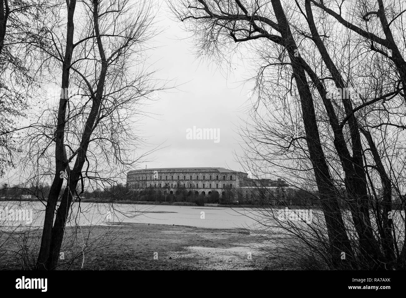 Das Dokumentationszentrum am Reichsparteitagsgelände in Nürnberg, Bayern, Deutschland. Stockfoto