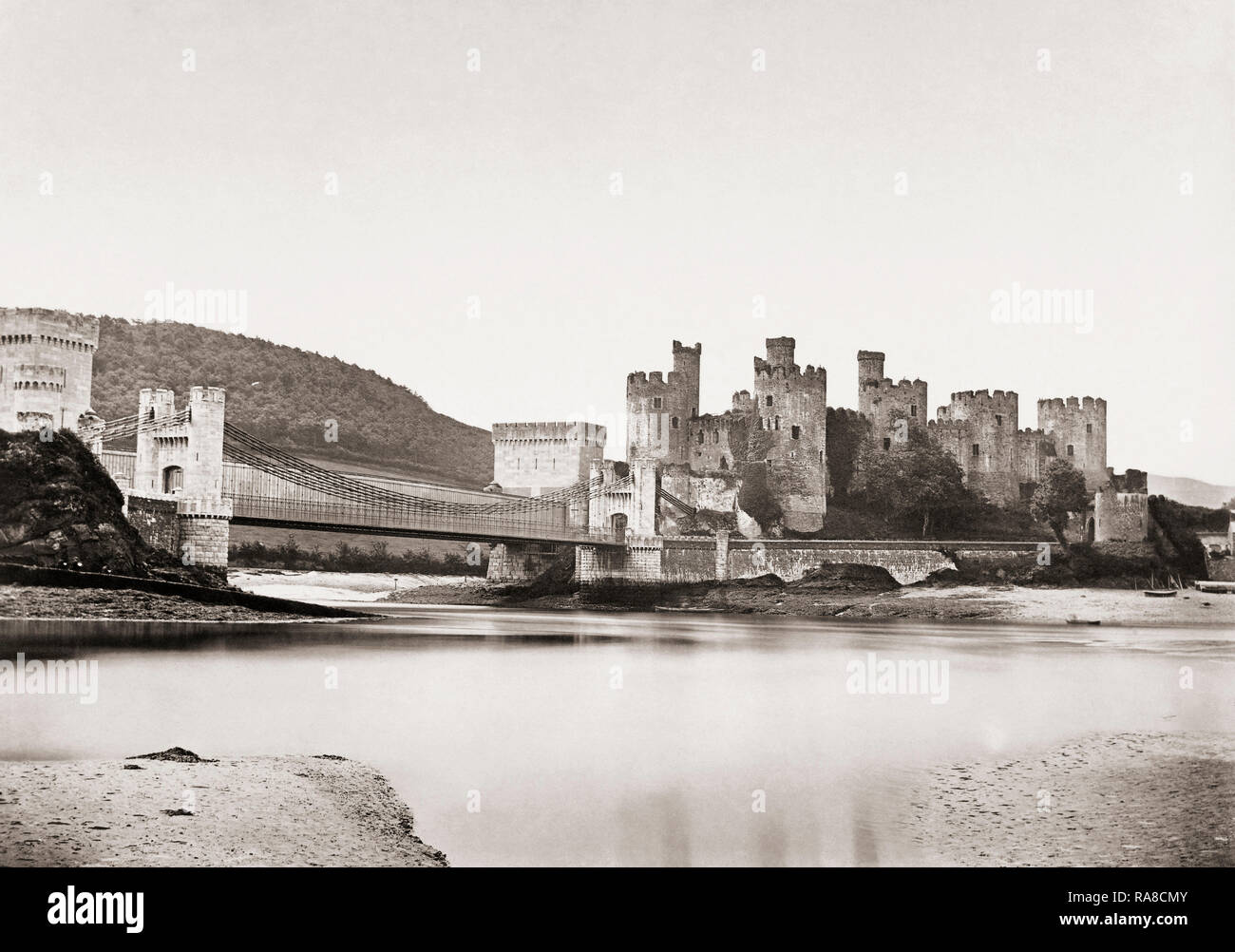 Conwy, Wales, Vereinigtes Königreich. Conwy Castle ca. Ende des 19. Jahrhunderts. Die Burg wurde im 13. Jahrhundert gebaut. Es ist ein UNESCO Weltkulturerbe. Stockfoto