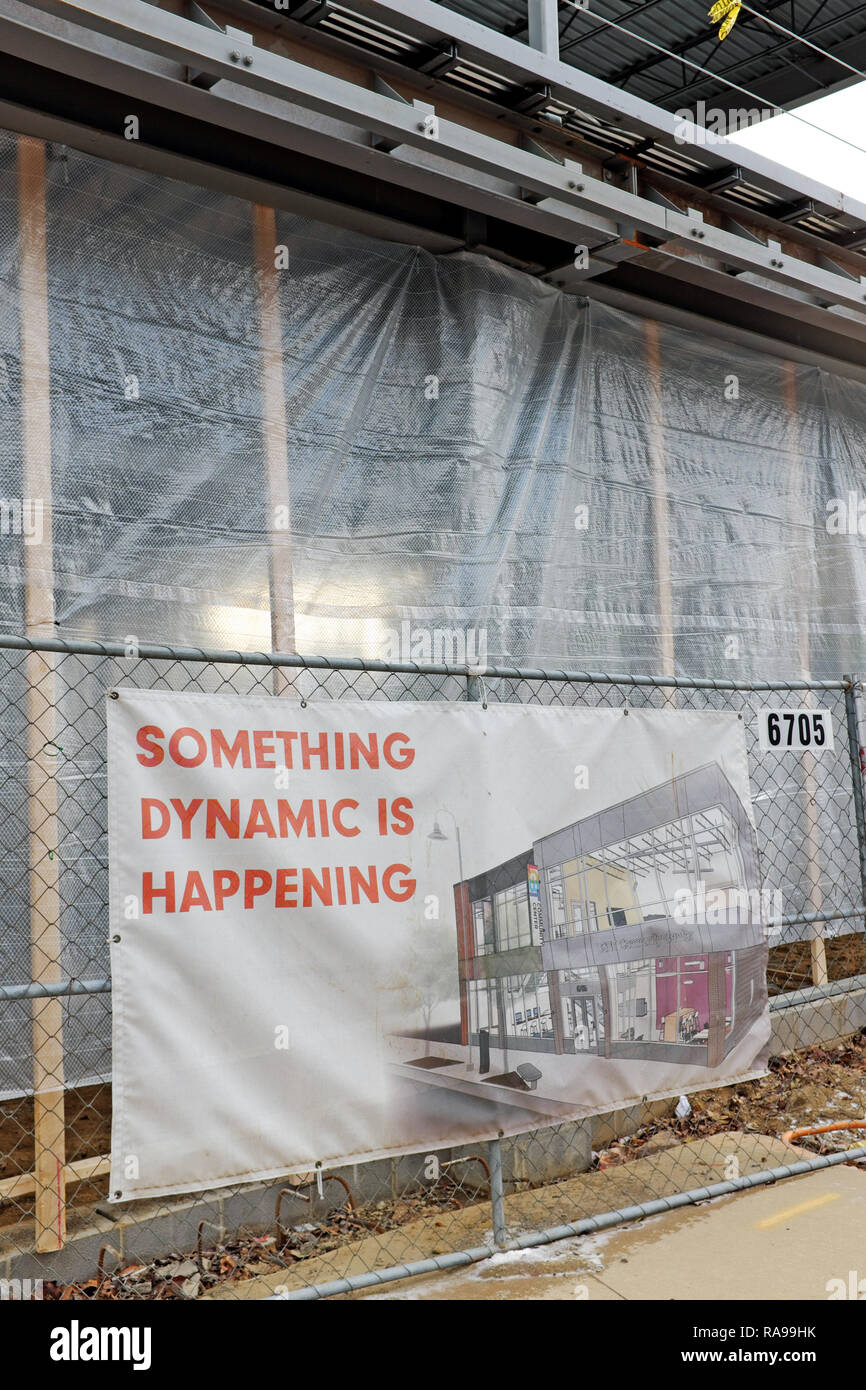 Die neue LGBTQ Community Center auf Detroit Road im Gordon Square Nachbarschaft von Cleveland, Ohio, USA im Bau. Stockfoto