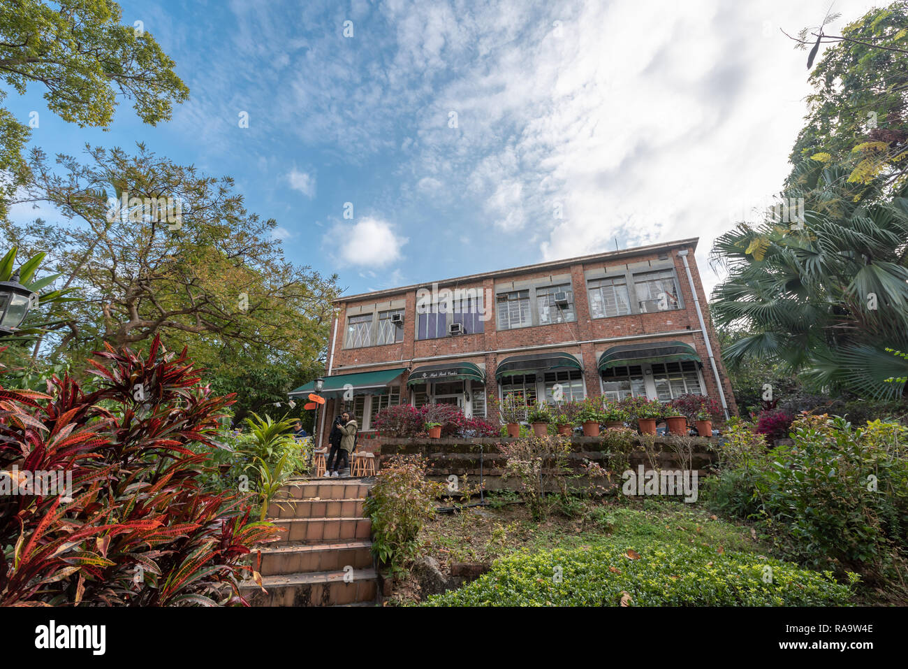 Shatin, Hong Kong - 29.Dezember 2018: High Rock Center in Hongkong. 1924 erbaute, ehemalige Airport Station, Japanische Armee Command Center und Waisenhaus. Stockfoto