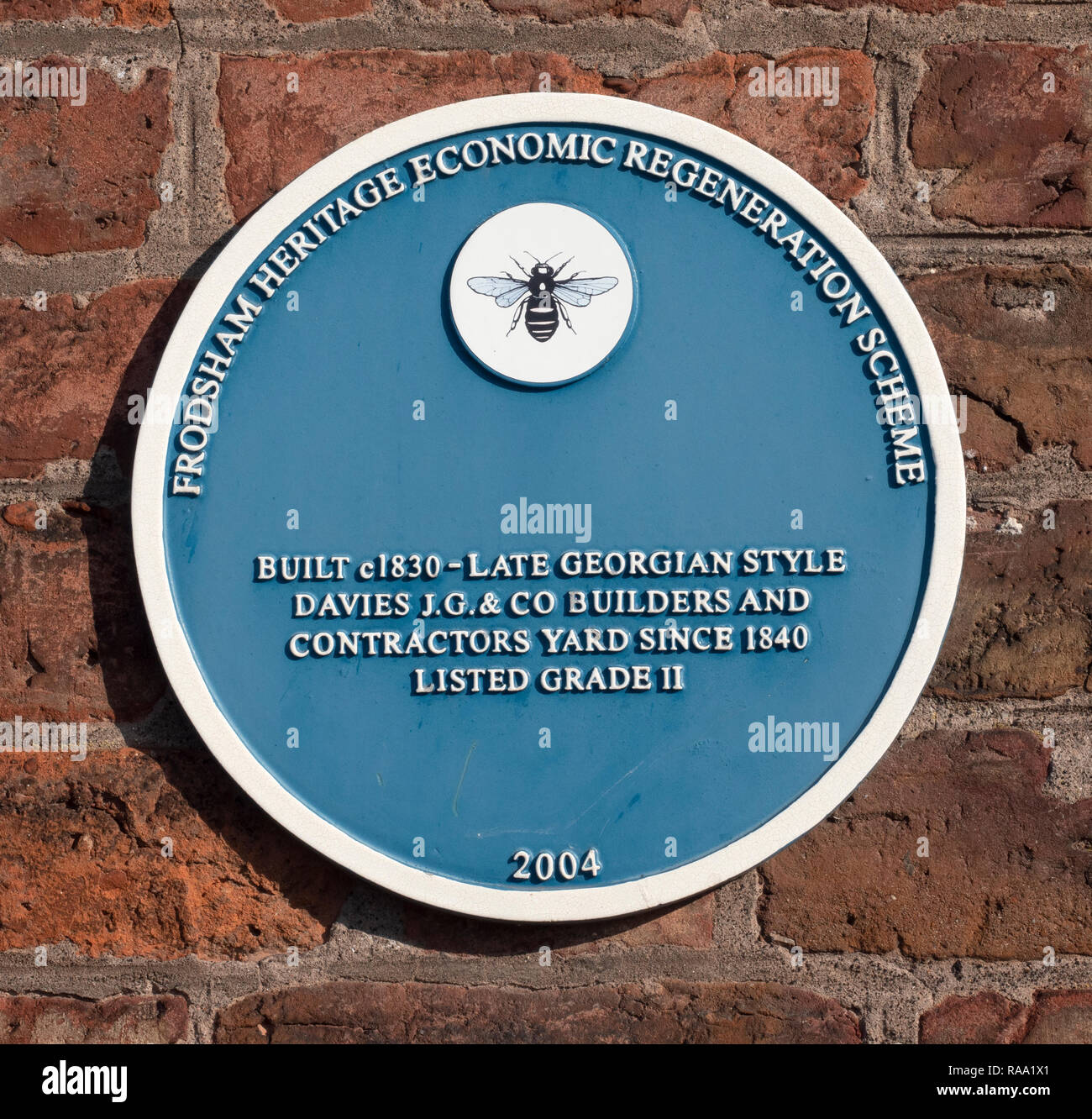 Heritage Blue Plaque-Main Steet, Frodsham, Cheshire, England, UK. Stockfoto