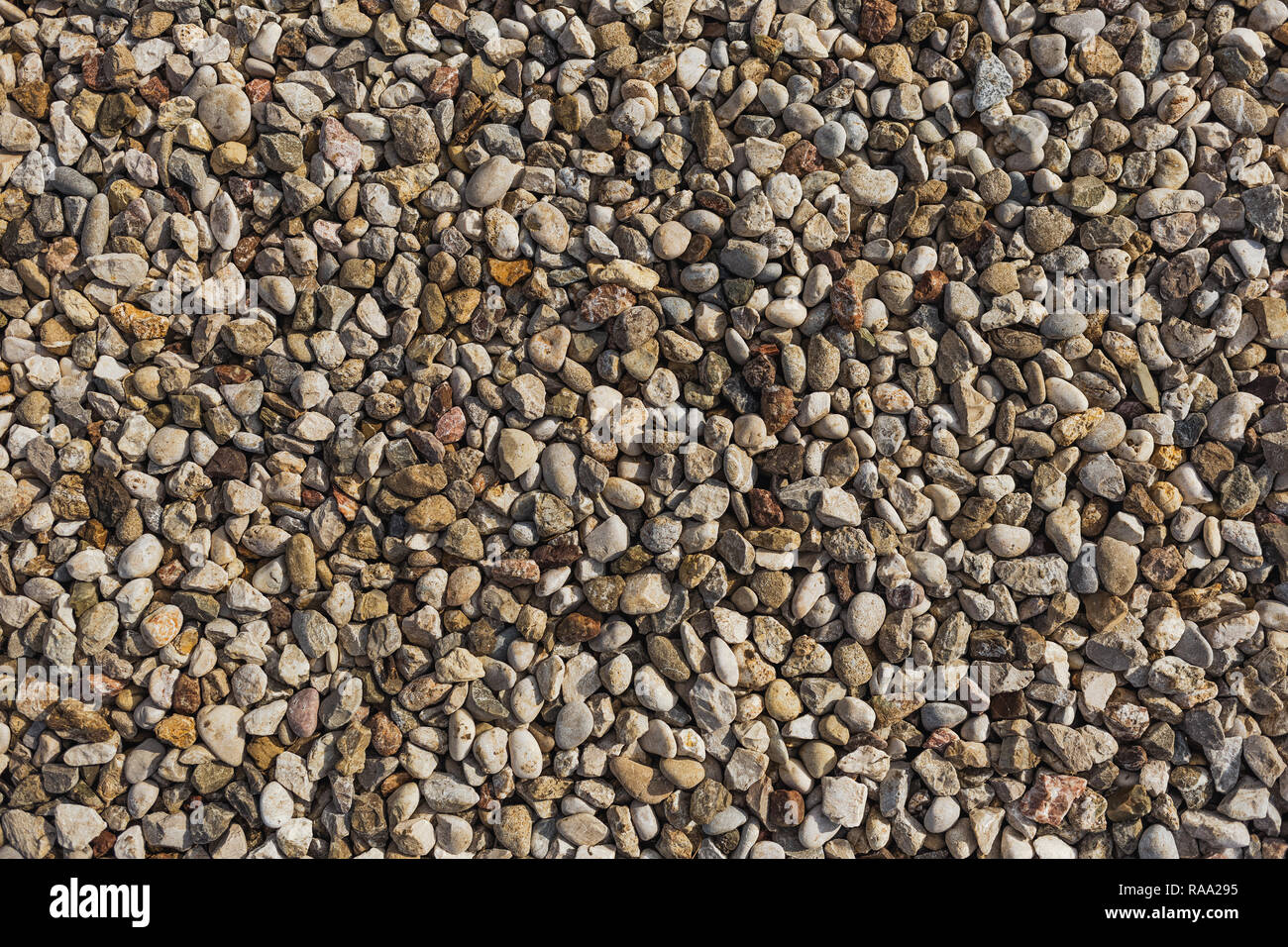 Abstrakte Ansicht von oben Hintergrund der vielen Steine. Horizontale Farbfotografie. Stockfoto
