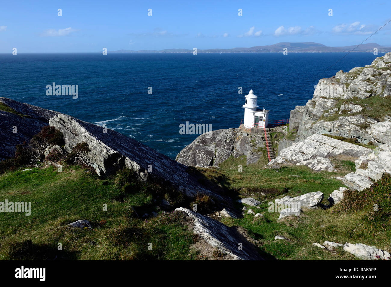 Leuchtturm, Kontrolleuchte, Sheeps Head, Leuchtturm Loop, Wanderung, Wandern, Trail, wilden Atlantik weg, West Cork, Irland RM Stockfoto