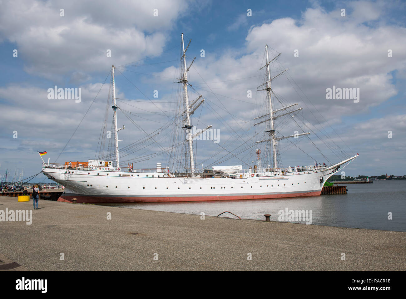 Gorch Fock Deutsche 3-Mast Bark, die Hansestadt Stralsund, Weltkulturerbe der UNESCO, Mecklenburg-Vorpommern, Deutschland, Europa Stockfoto