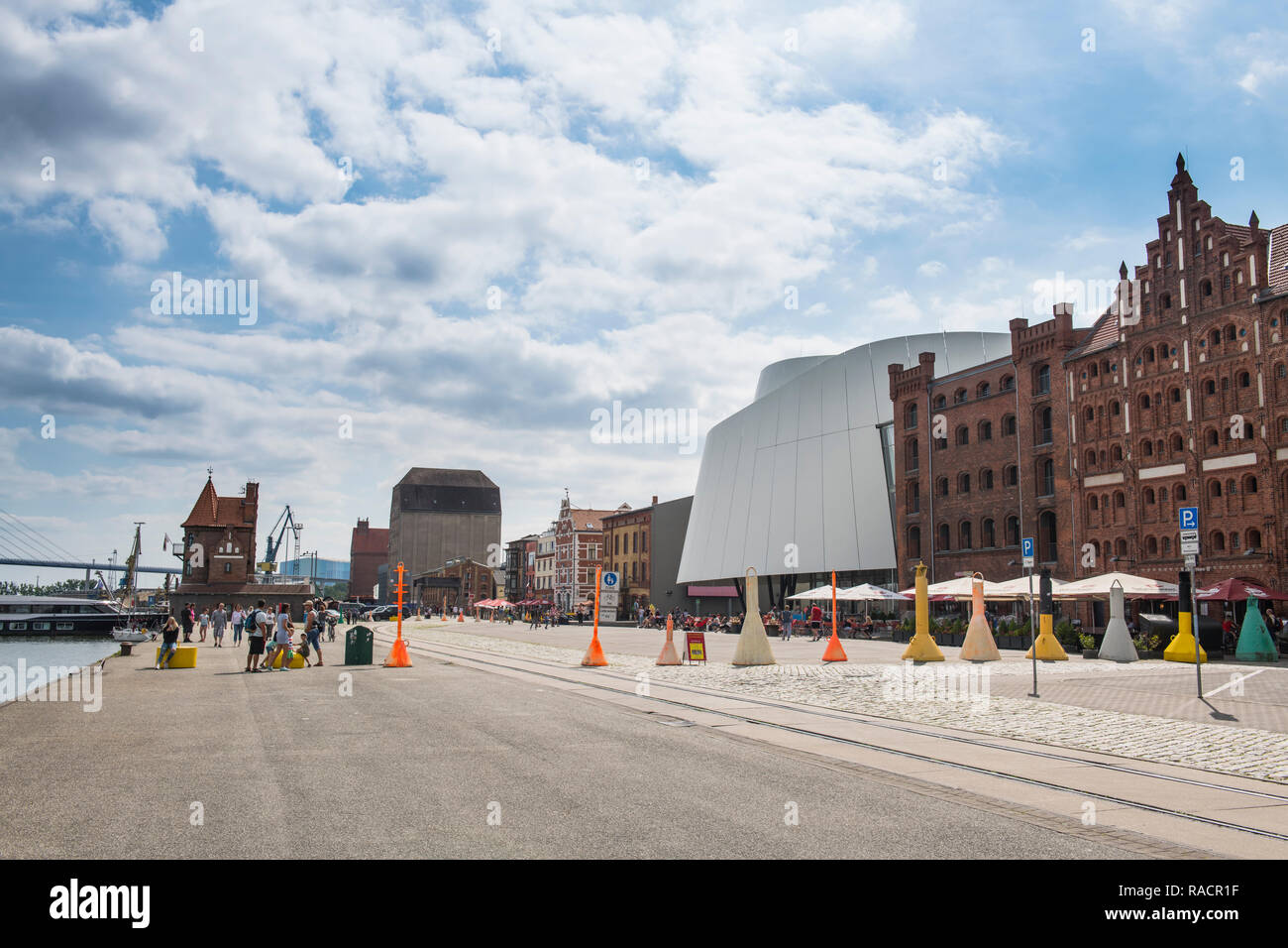 Alten Lagerhallen in der Hansestadt Stralsund, Weltkulturerbe der UNESCO, Mecklenburg-Vorpommerm, Deutschland, Europa Stockfoto