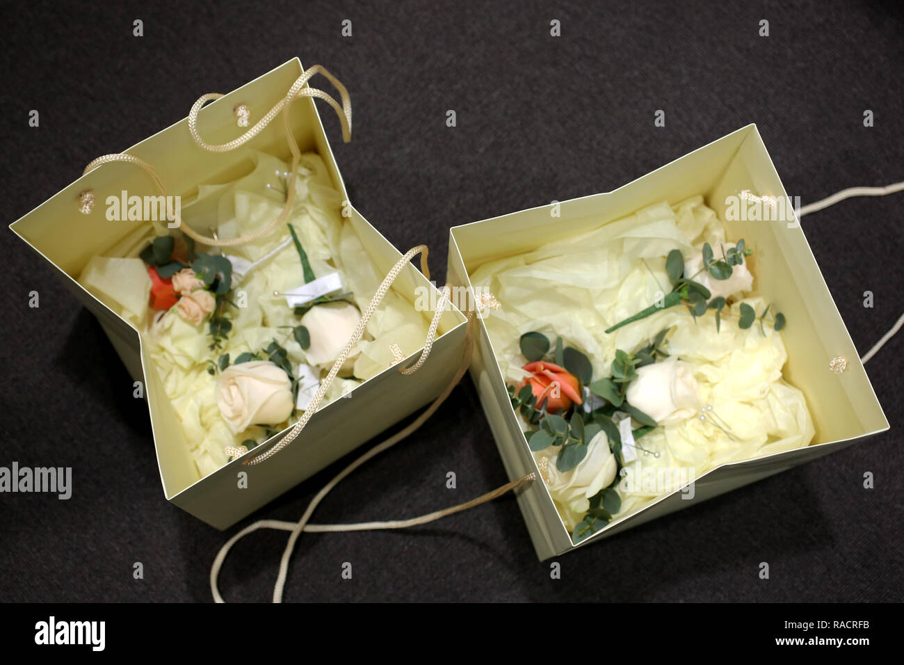 Allgemeine Ansichten der Hochzeit Blumen und Knopfloch Blumen, London, UK. Stockfoto