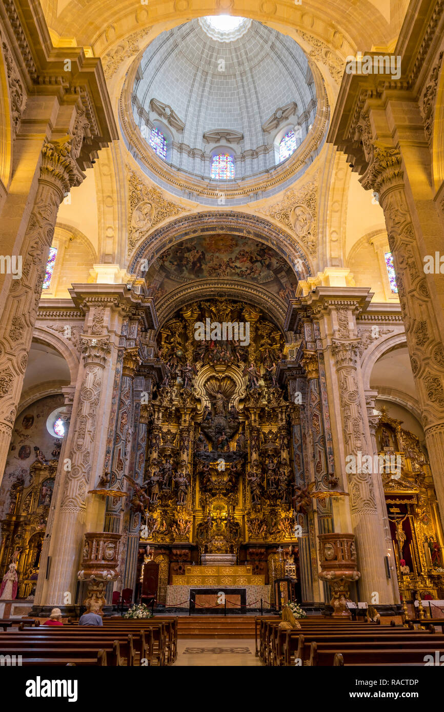 Im Inneren der Kirche El Salvador, Sevilla, Andalusien, Spanien, Europa Stockfoto