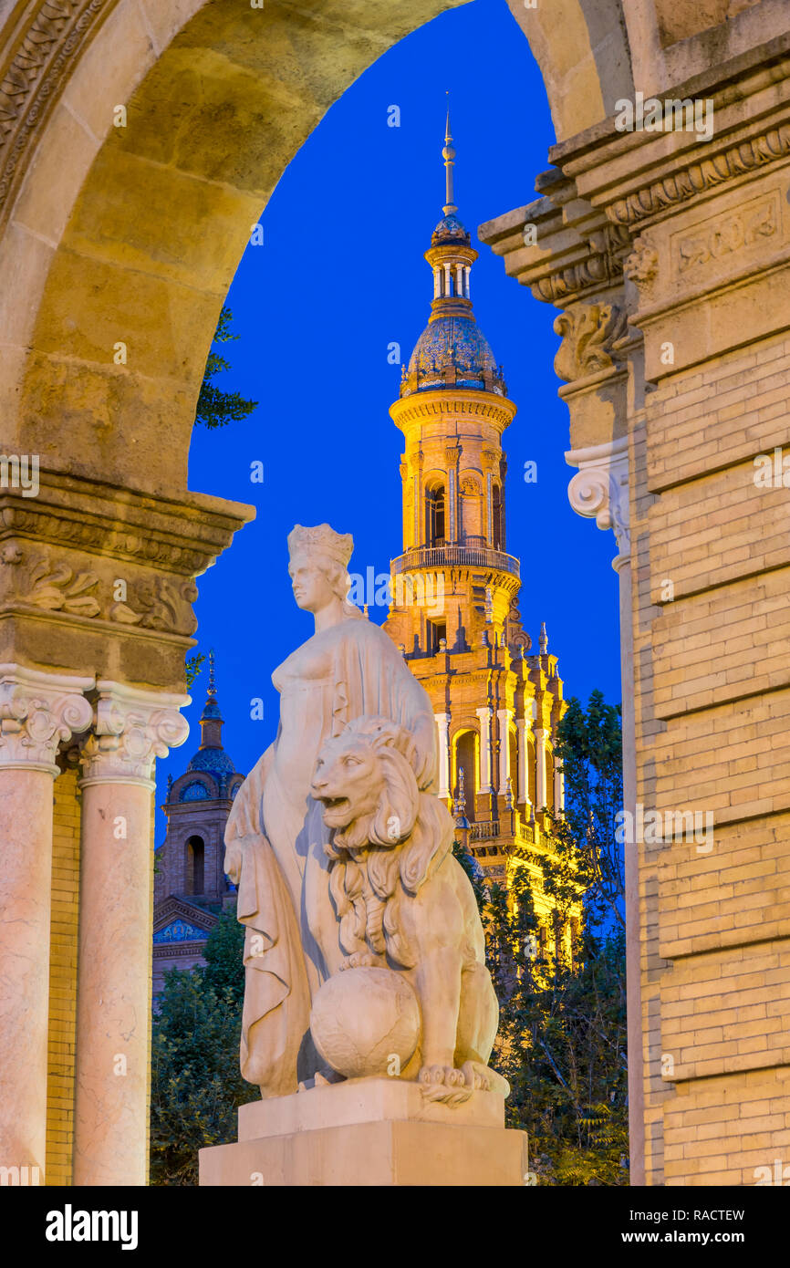 Nördlichen Turm von Plaza de Espana, Sevilla, Andalusien, Spanien, Europa Stockfoto