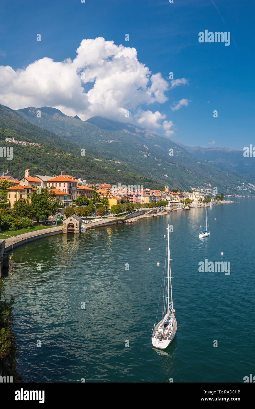Italienische Stadt Am Lago Maggiore