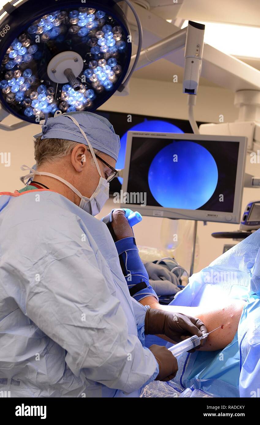 U S Air Force Orthopedic Surgeon Stockfotos Und Bilder Kaufen Alamy