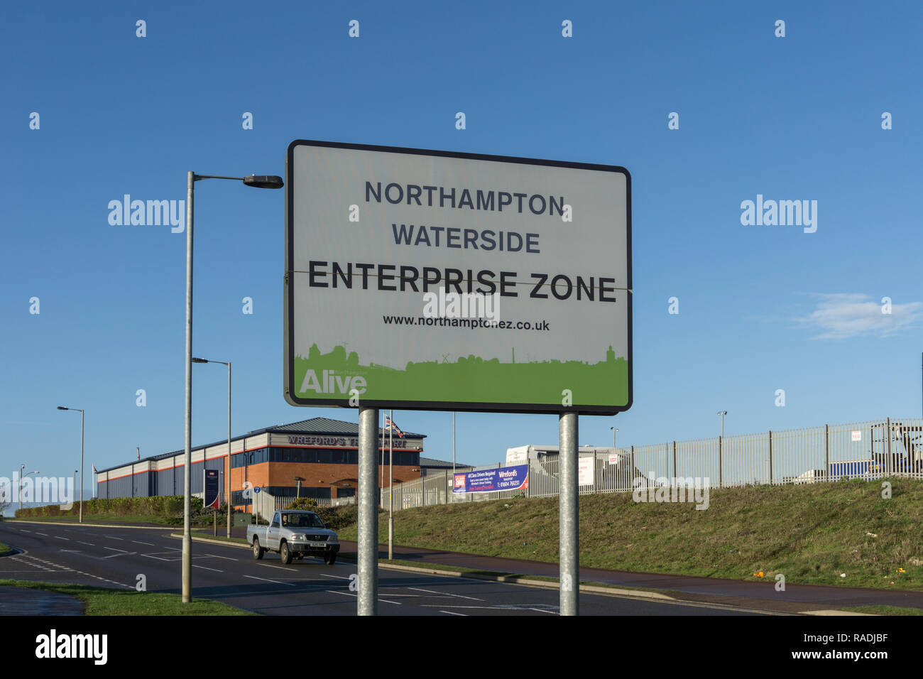 Zeichen für Northampton Waterside Enterprise Zone, einer pulsierenden Geschäftsviertel sollen kleine und mittlere Unternehmen sowie die wichtigsten globalen Marken zu wachsen. Stockfoto