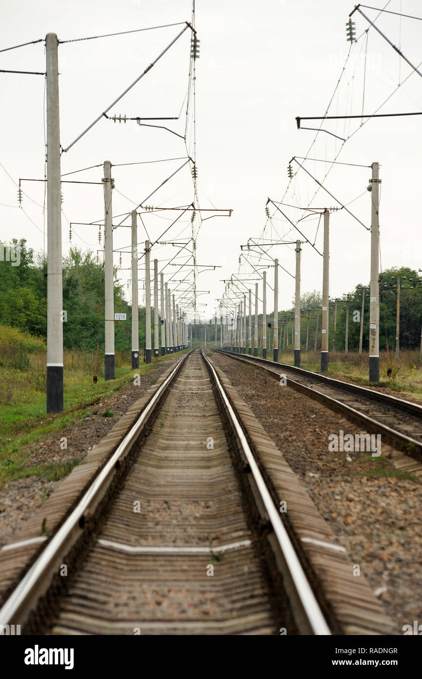 Kiev-Odessa Bahnlinie in der Nähe von Perekrestovo, Ukraine. Am 27. September 2008 © wojciech Strozyk/Alamy Stock Foto Stockfoto