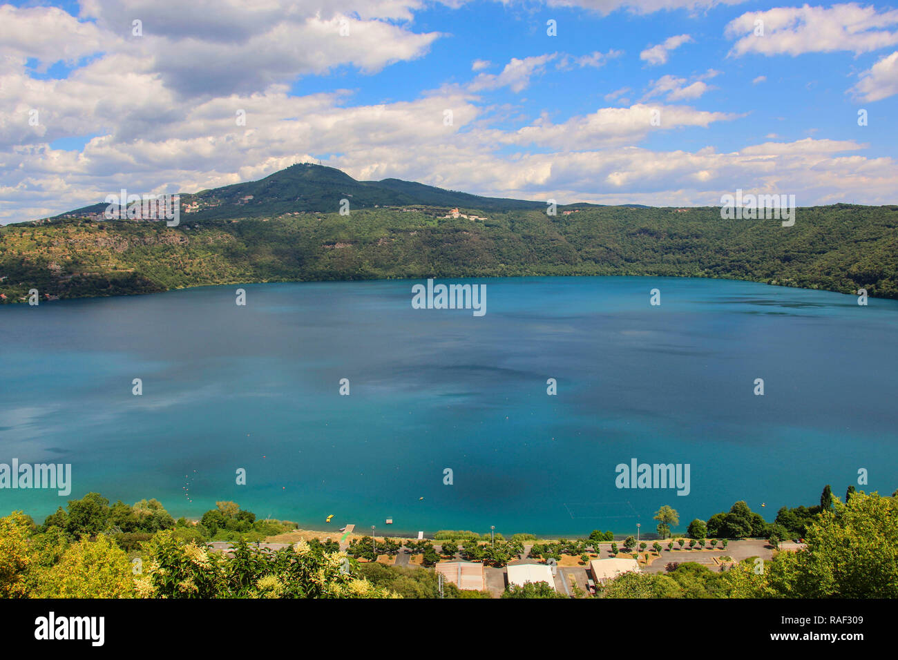 See Nemi, Rom Provinz Latium, Italien Stockfoto