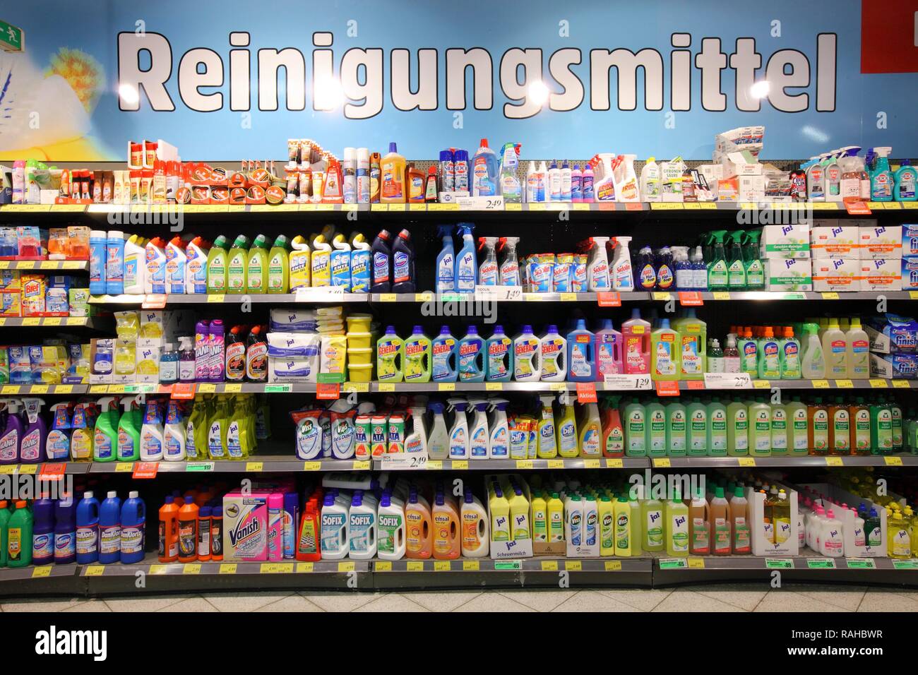 Reinigungsmittel, Regal, self-Service, Essen Abteilung, Supermarkt  Stockfotografie - Alamy